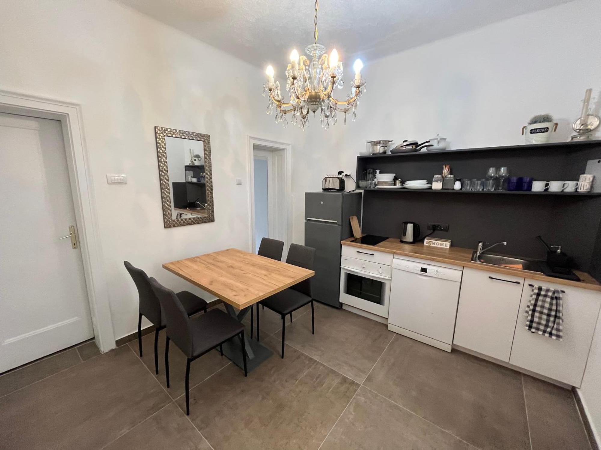 Two Bedroom Apartment Near Slavija Square Beograd Bagian luar foto