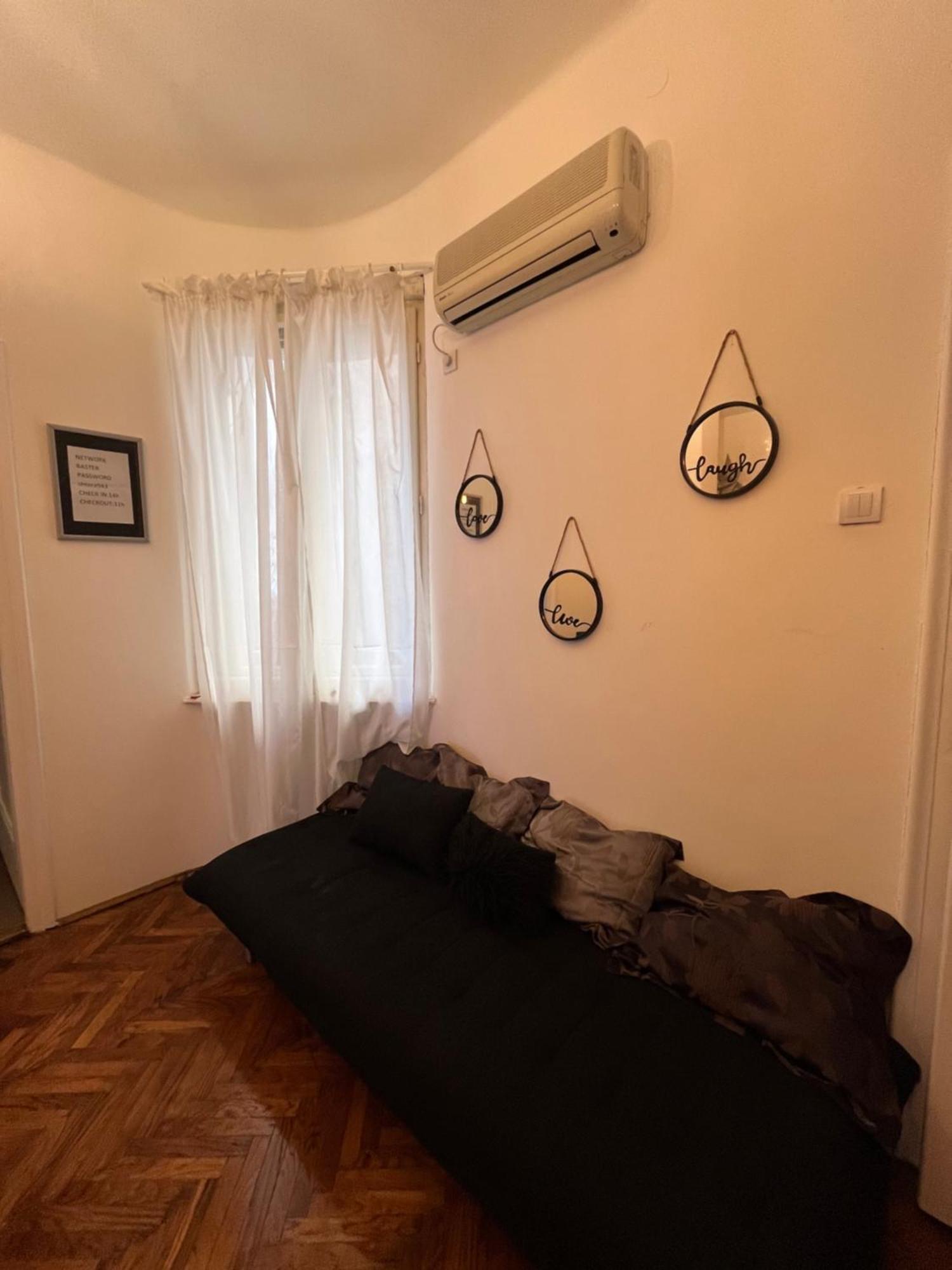 Two Bedroom Apartment Near Slavija Square Beograd Bagian luar foto