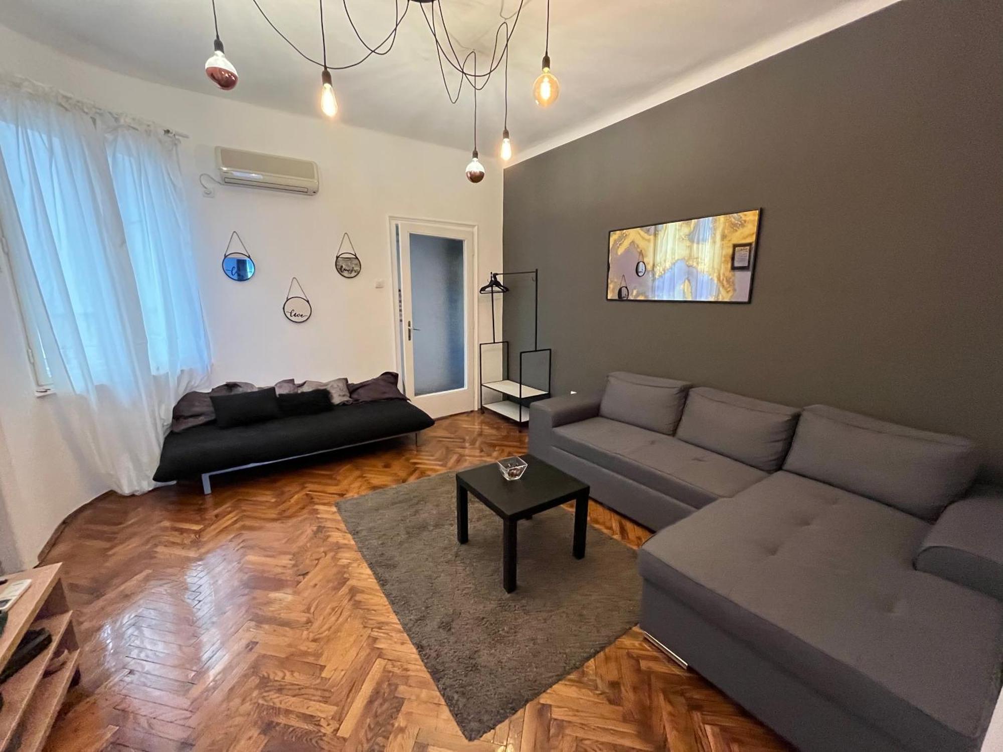 Two Bedroom Apartment Near Slavija Square Beograd Bagian luar foto